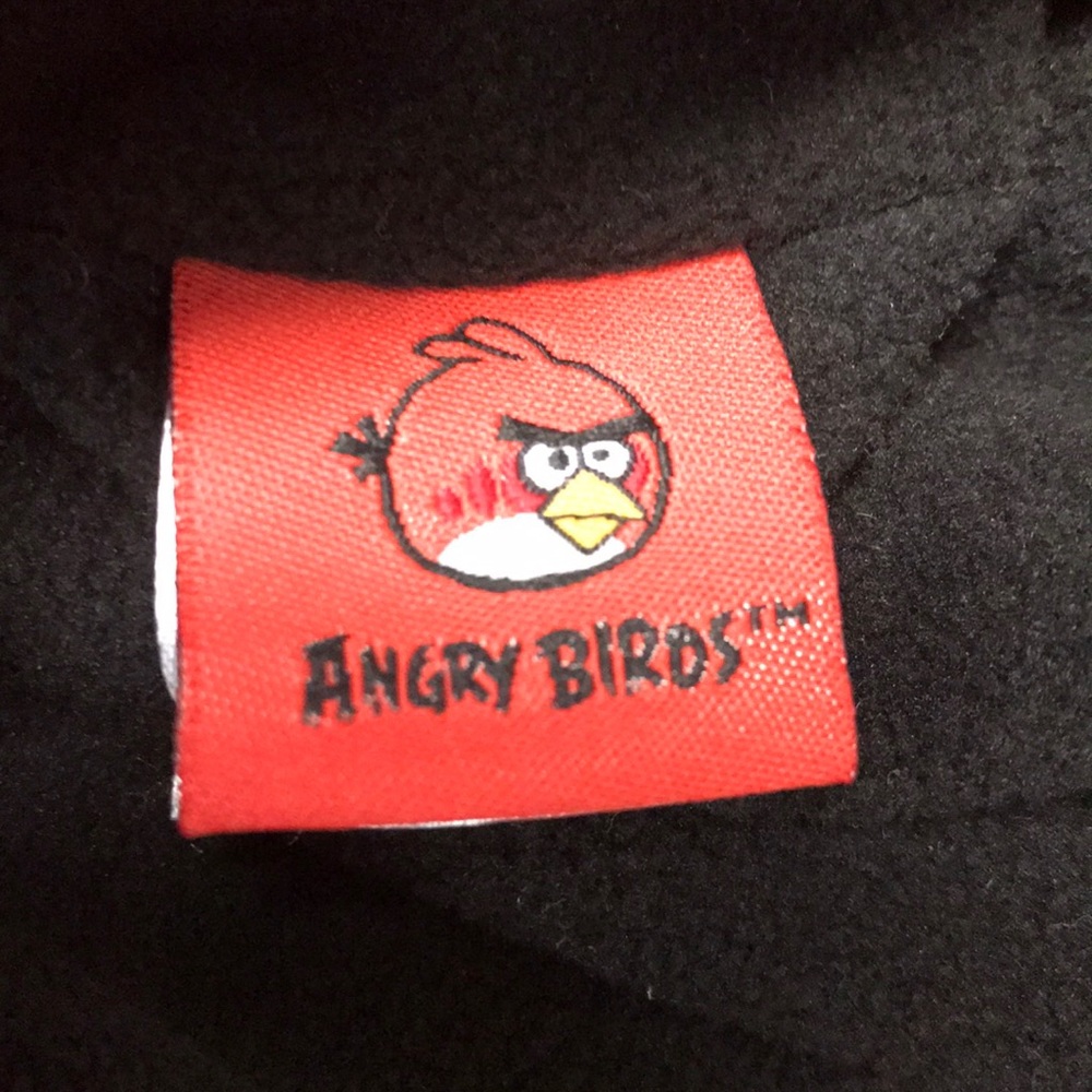 Angry Birds Hat and Black Gloves - Picture 6 of 7